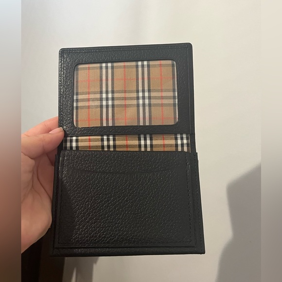Authentic Burberry Card Wallet - Picture 2 of 5